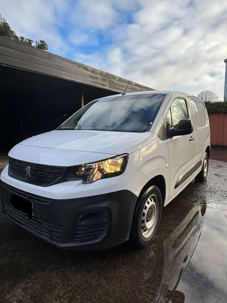 Peugeot Partner 1.5 Diesel  2023 usado en venta, foto 5