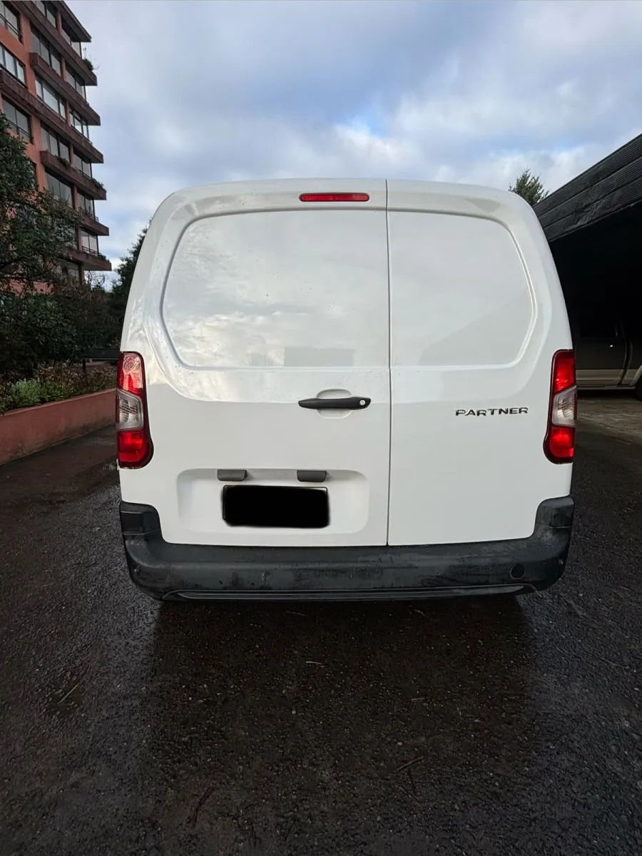 Peugeot Partner 1.5 Diesel  2023 usado en venta, foto 9