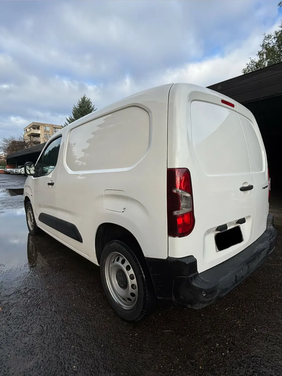 Peugeot Partner 1.5 Diesel  2023 usado en venta, foto 13